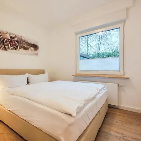 36-05 - Apartment *