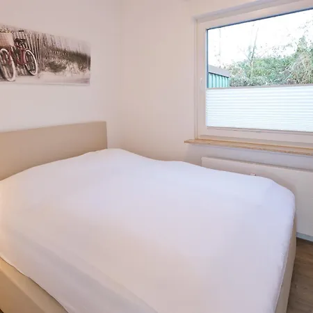 36-05 - Apartment